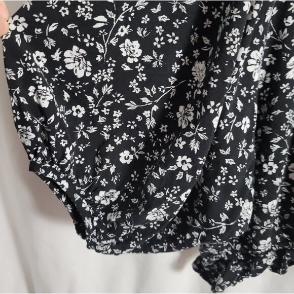 Vanilla Star Blouse Rayon Floral Black White tie waist BOHO frilly puff tasseled - Picture 6 of 11